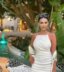 Vacanță pe insulă! Cum arată Lavinia Pârva în costum de baie și nemachiată