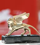 Ce trebuie să știm despre excepționala ediție din 2021 a Festivalului de la Veneția, cu mari vedete și filme unul și unul
