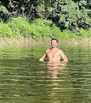 Orlando Bloom s-a pozat în fundul gol și a postat imaginea pe net