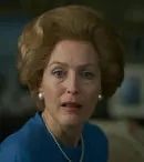 Gillian Anderson („The Crown”) e de nerecunoscut în noul său rol din „Ecaterina”. Reacția entuziastă a fanilor