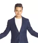 Selly a înființat o fundație caritabilă și lansează campania ToțiLaȘcoală