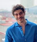 Cine e Burak Deniz, actorul care va juca în serialul „Dragoste fără cuvinte” de la Pro 2