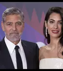 George și Amal Clooney au atras atenția în Veneția. Cei doi nu și-au ascuns gesturile tandre în public