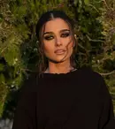 Theo Rose, apariție de senzație într-un costum de baie minuscul. Cum s-a fotografiat pe o plajă din Thailanda