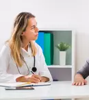 5 investigații medicale recomandate pentru durerea în piept