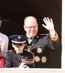 Albert și Charlene de Monaco sărbătoresc separat 14 ani de căsătorie. Prințul a plecat la 10.000 de kilometri depărtare de familie