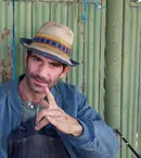 Toma Cuzin și-a făcut debutul în lumea modei. Firicel din „Las Fierbinți” a defilat pe podium