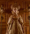 5 filme și seriale cu regi și regine pe care trebuie să le vezi