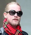 Macauley Culkin a devenit tată pentru a doua oară. Brenda Song a născut în secret