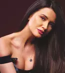 Iulia Pârlea, răsfăț cu fistic, în Grecia. „Nu cred că-mi mai trebuie fistic pentru o perioadă!”. EXCLUSIV