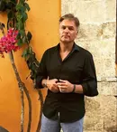 Cât de frumoasă este soția lui Mircea Radu! Imagine rară cu cei doi în vacanța din Creta: „În sfârșit o poză împreună”