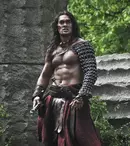 Filme la TV azi, 30 august: „Conan”, „Candidatul altora”, „Cei 8 odioși”, „Acoperitul”, „Călăreţul zorilor”