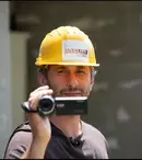 Dragoș Bucur și-a făcut casă la țară. „M-am hotărât să mă fac țăran, influențăran”. Primele imagini din noua casă