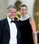Hugh Grant și soția, printre celebritățile prezente la dineul de la Versailles, în onoarea regelui Charles. Detaliile surprinse în imagini