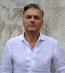 Mircea Radu revine cu un nou sezon al emisiunii „Noi, Românii”. Când are loc premiera
