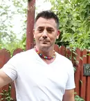 Reacția lui Răzvan Fodor, după ce s-a îmbrăcat ca Albă ca Zăpada la filmările pentru Bravo, tată!. „A fost pistol cu capse”