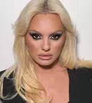 Alexandra Stan a renunțat complet la inhibiții în noaptea de Revelion. Rochia pe care a purtat-o a captat toate privirile