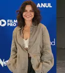 Cum a ajuns Mădălina Craiu să învețe să danseze la bară. „Am ajuns în două luni jumate să îmi placă de mine cum probabil nu mi-a plăcut niciodată”