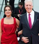 Romina și Piero Ferrari, în România pentru premiera filmului „Ferrari”. Soția miliardarului a întors toate privirile într-o ținută de 95 de euro