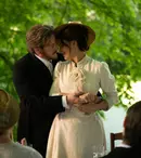 CRONICĂ. Filmul „Dragoste la foc mic”, cu Juliette Binoche și Benoît Magimel, rulează de azi în cinematografe