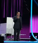 „Regele invențiilor” se întoarce pe scena iUmor de ziua lui Cheloo. Concurentul îi uimește încă o dată pe jurați