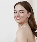 Imaginea cu Emma Stone la care nu se aștepta nimeni. În ce moment a surprins-o Charlize Theron la Premiile Oscar 2024