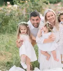 Laura Cosoi, tablou emoționant de familie alături de cele patru fiice: „Un nou început. Mulțumim, viață!”