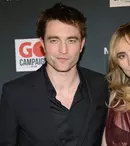 Suki Waterhouse și Robert Pattinson au devenit părinți. Primele imagini cu bebelușul cuplului