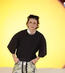 Cum se transformă Timothée Chalamet în Bob Dylan. Primele imagini de pe platourile de filmare