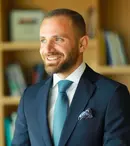 Furkan Aksoy, despre rolurile care i-au adus celebritatea. Ce planuri are actorul din „Lacrimi la Marea Neagră” și „Fiica ambasadorului”. EXCLUSIV