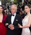 Cum arată fiica actorilor Catherine Zeta Jones și Michael Douglas. La 21 de ani, Carys e copia fidelă a mamei ei