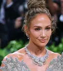 Jennifer Lopez, un nou eveniment monden fără Ben Affleck. Actrița nu a renunțat încă la verighetă