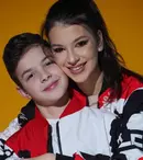 Cum arată fratele Cleopatrei Stratan. Cezar a absolvit recent școala gimnazială și este deja mai înalt decât sora sa