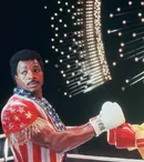 Cum arată Dolph Lundgren la 66 de ani. Actorul din „Rocky”, surprins în vacanță cu soția lui în vârstă de 27 de ani