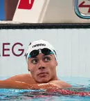 Aur pentru David Popovici la Jocurile Olimpice de la Paris. După o cursă plină de adrenalină, a câştigat medalia de aur la două sutimi