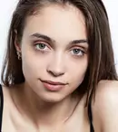 Teona Stavarachi trăiește o vară cu cântec! „Am început recent să studiez serios canto”. EXCLUSIV