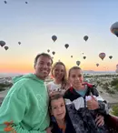 Chef Ștefan Popescu, surprins de soția lui în timpul vacanței în Turcia. „Zborul cu balonul în Cappadocia a fost o experiență unică”
