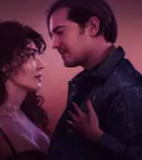 Çağatay Ulusoy joacă un gigolo în filmul „Un adevărat gentleman”. În pelicula lansată deja pe Netflix joacă și Ebru Șahin