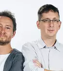 Dan Rădulescu și Bogdan Cotleț, vecinii de la Scara B. „Multe din întâmplările prezentate în serial au un sâmbure de adevăr”. EXCLUSIV