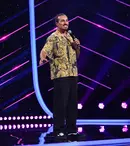 Mincu face show total pe scena de la ,,iUmor”. Cheloo are doar cuvinte de laudă: ,,Mă regăsesc în 90% din acest număr!”