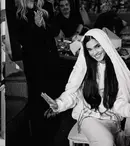 Primele imagini de la nunta lui Theo Rose. Artista a ales o rochie de mireasă atipică: „Simplu și cu sens”