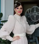 EXCLUSIV Iuliana Tudor aniversează 25 de ani la TVR cu o gală specială de Sărbători. Cum arăta vedeta la lansare