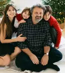 Dana Rogoz, topită de emoții. Cum au surprins-o Vlad și Lia în timpul serbărilor de Crăciun. „La fel eram și eu când eram mică”