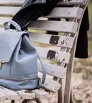 Cum să adaugi un strop de originalitate ținutelor tale prin accesorii și încălțăminte
