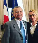 Andreea Esca, surprinsă de alegerea vestimentară a tatălui ei. În ce ținută a apărut Dumitru Esca la restaurant