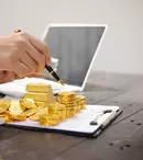 Diferențele dintre aurul 14k și aurul 18k - cum influențează valoarea la amanet