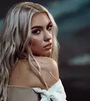 Jo revine pe scena care a consacrat-o după 13 ani. Artista ajunge din nou în fața juriului de la X Factor