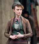 Serialul „O mie de lovituri” se vede pe Disney+. Steven Knight revine cu o nouă poveste după succesul avut cu Peaky Blinders