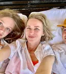 Fiica transgender a lui Naomi Watts și-a făcut debutul la Săptămâna Modei de la Paris. Cum arată Kai la 16 ani