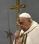 Televiziunile își schimbă programul sâmbătă, 26 aprilie 2025, pentru înmormântarea Papei Francisc. Când și unde încep transmisiunile în direct